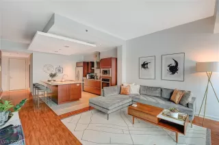 Photo #2: 2566724 Listing 