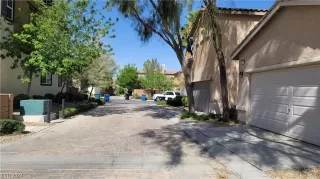 Photo #3: 2566762 Listing 