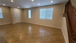 Photo #5: 2566762 Listing 