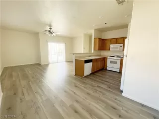 Photo #5: 2566770 Listing 