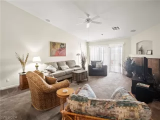 Photo #5: 2566785 Listing 