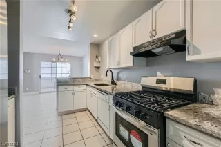 Photo #5: 2566786 Listing 