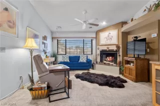 Photo #6: 2566814 Listing