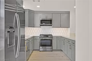 Photo #6: 2566832 Listing 