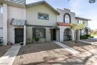 Photo #1: 2566833 Listing