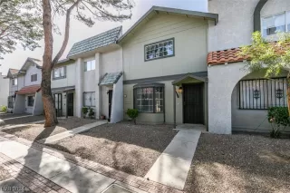 Photo #2: 2566833 Listing