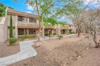 Photo #2: 2566834 Listing