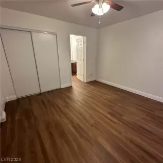 Photo #3: 2566848 Listing