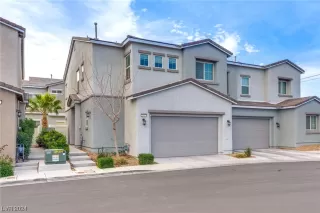 Photo #1: 2566856 Listing