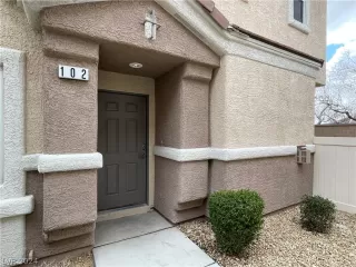Photo #1: 2566858 Listing 