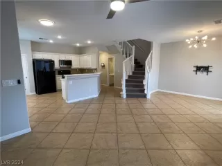 Photo #4: 2566858 Listing 