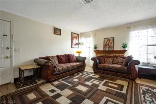 Photo #5: 2566908 Listing 