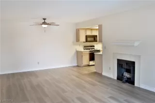 Photo #3: 2566912 Listing