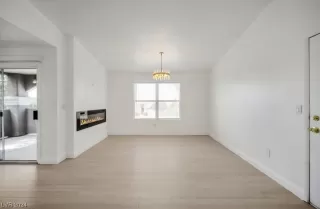 Photo #3: 2566937 Listing 