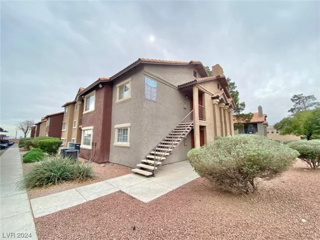 MLS: 2566940 Condo For Sale