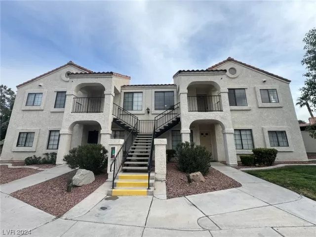 MLS: 2566974 Condo For Sale