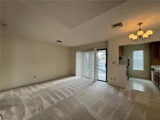 Photo #2: 2566974 Listing 