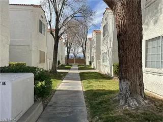 Photo #3: 2566975 Listing 