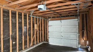 Photo #4: 2566986 Listing