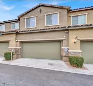 Photo #1: 2566991 Listing 