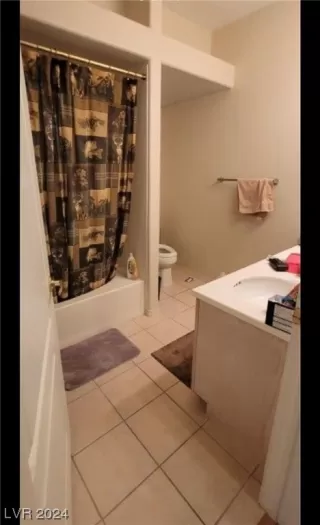 Photo #6: 2566994 Listing
