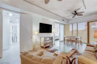 Photo #1: 2567062 Listing 