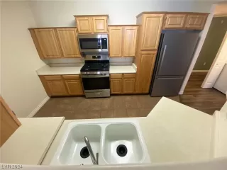 Photo #5: 2567071 Listing 