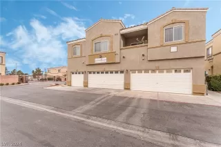 Photo #1: 2567077 Listing 