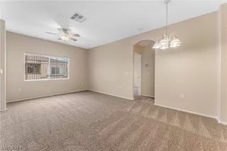 Photo #5: 2567077 Listing 