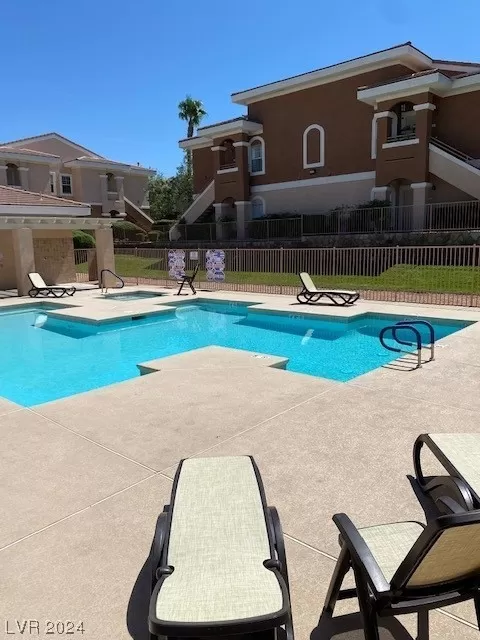 MLS: 2567086 Condo For Sale