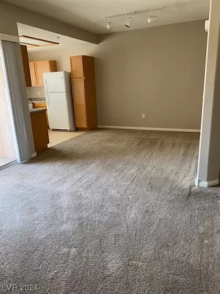 Photo #4: 2567086 Listing 