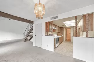 Photo #4: 2567089 Listing 