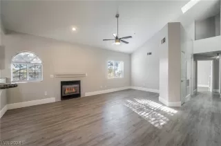 Photo #5: 2567090 Listing 