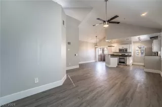 Photo #6: 2567090 Listing 