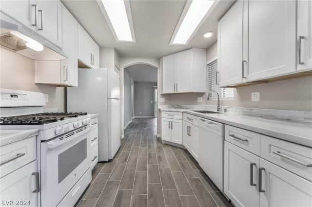 MLS: 2567165 Condo For Sale