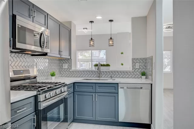 MLS: 2567172 Condo For Sale