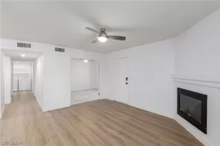 Photo #6: 2567181 Listing