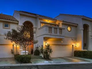 Photo #1: 2567242 Listing 