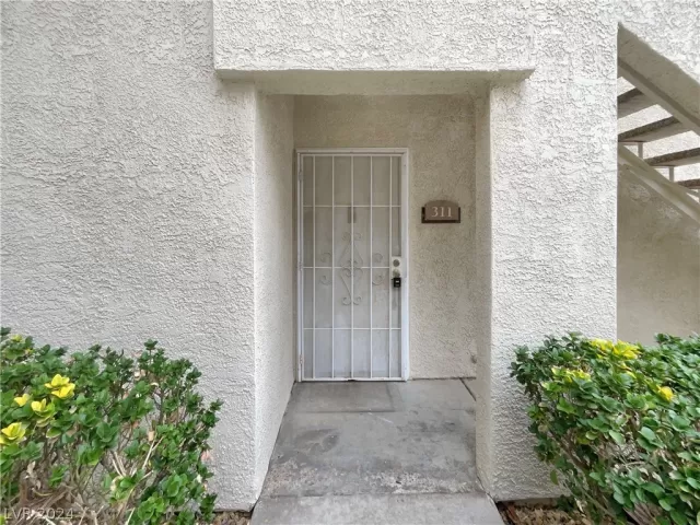 MLS: 2567253 Condo For Sale