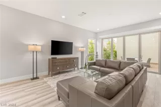 Photo #3: 2567255 Listing 