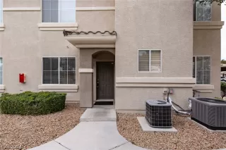 Photo #1: 2567259 Listing 