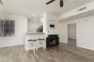 Photo #4: 2567259 Listing 
