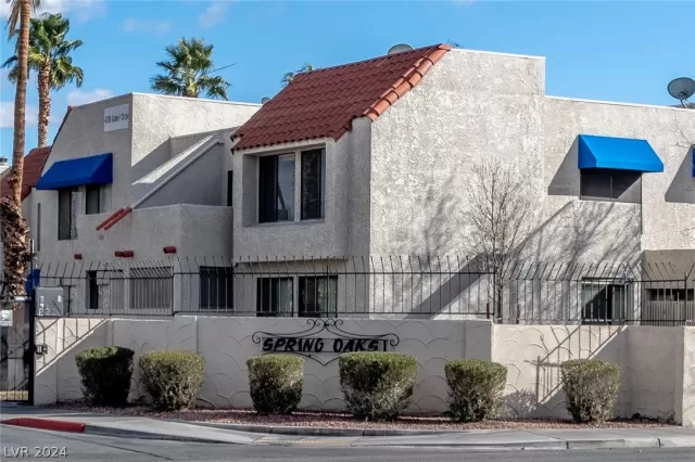 MLS: 2567265 Condo For Sale