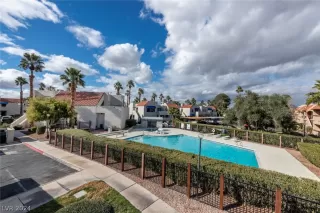 Photo #1: 2567265 Listing