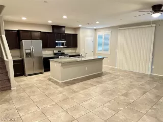 Photo #2: 2567296 Listing 