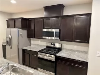 Photo #5: 2567296 Listing 