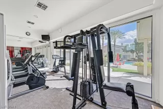 Photo #2: 2567356 Listing