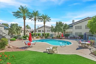 Photo #4: 2567356 Listing