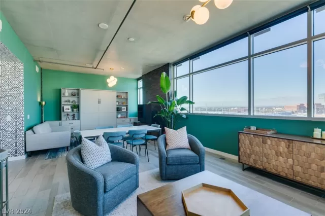 MLS: 2567412 Condo For Sale