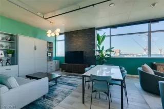 Photo #3: 2567412 Listing 